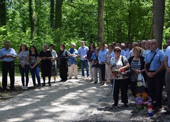 Zajedno molili za žrtve šume Gović