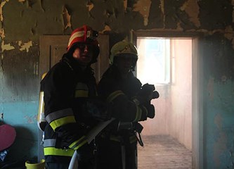 DVD Krašić i DVD Stupnik izveli vatrogasnu vježbu