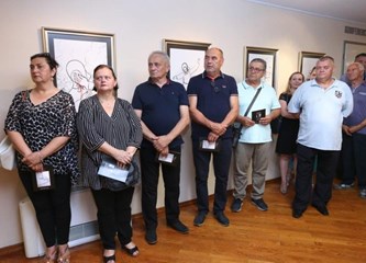 Izložba ratnih crteža koja će obići Hrvatsku: 'Da se ne zaborave rane devedesete'