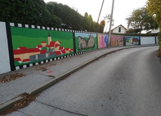 FOTO: Zelinčani oslikavaju 65 metara dug zid kadrovima svoga grada
