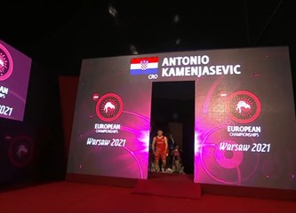 Klinča Sela slave: Antonio Kamenjašević brončani na Prvenstvu Europe u hrvanju
