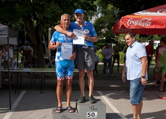 FOTO: Stotinjak biciklista na 50. Memorijalu Stjepana Grgaca u Ivaniću