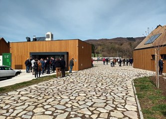 FOTO: Otvoren je Posjetiteljski centar Sošice