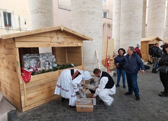I samoborske jaslice na međunarodnoj izložbi u Vatikanu