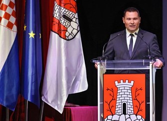 Svečanom sjednicom Gradskoga vijeća Samobor obilježio 782. rođendan.